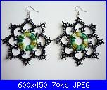 Gioielli A Chiacchierino..... dalla rete-green_flowers_tatting_earrings_by_asfina-jpg